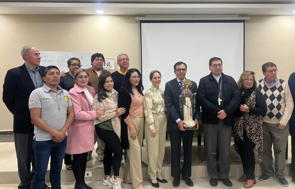 DELEGACIÓN DE LA DIÓCESIS DE GUARANDA PARTICIPA EN LA ASAMBLEA ELECTIVA DEL CNL