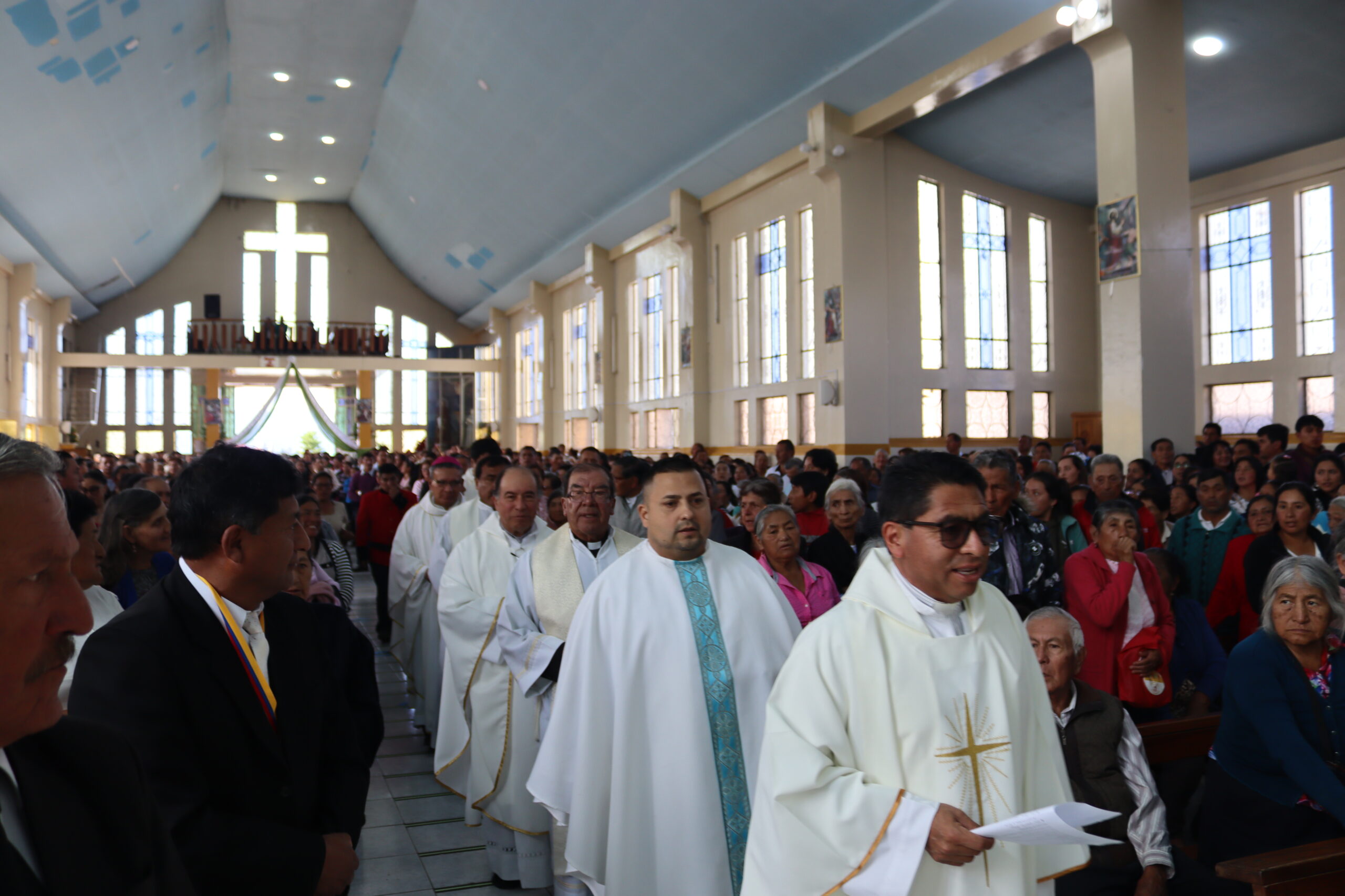 Multitudinaria celebración en honor a Santa Rita de Casia en Chillanes