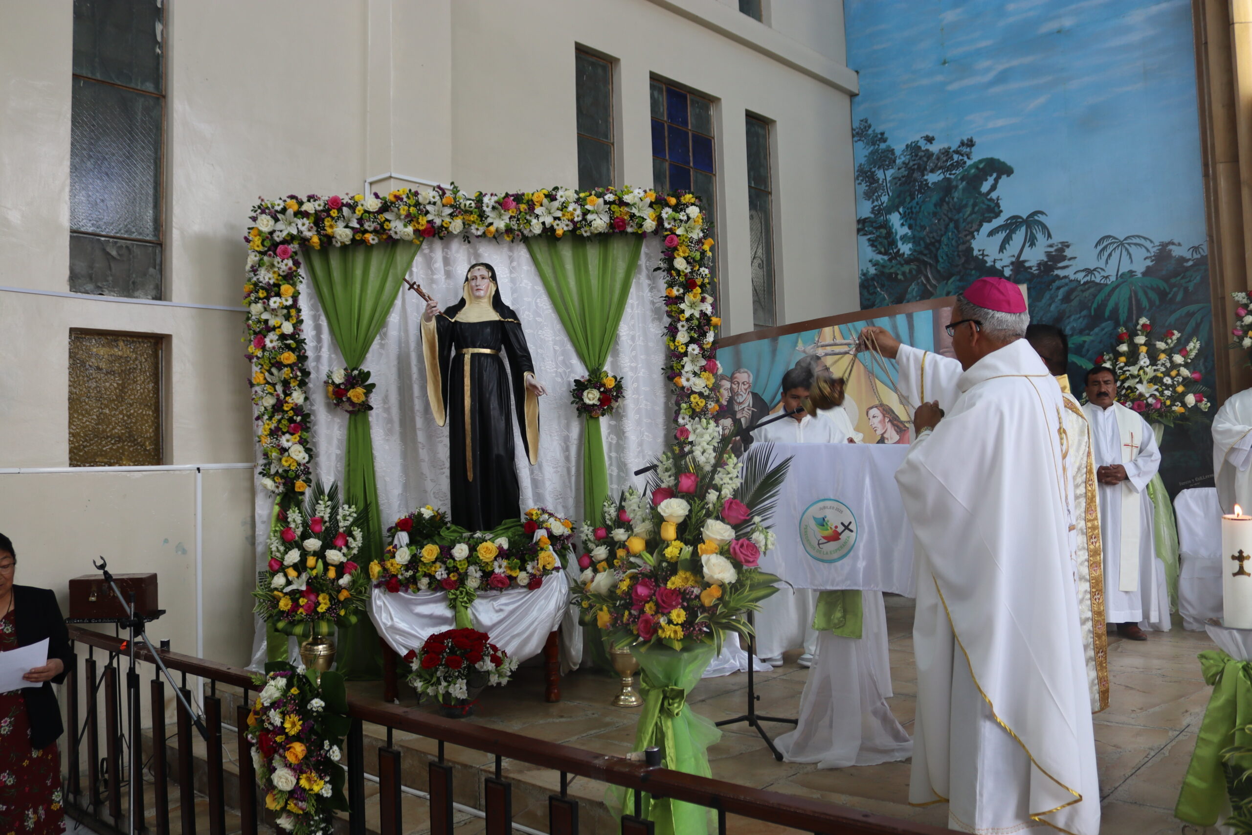 Multitudinaria celebración en honor a Santa Rita de Casia en Chillanes