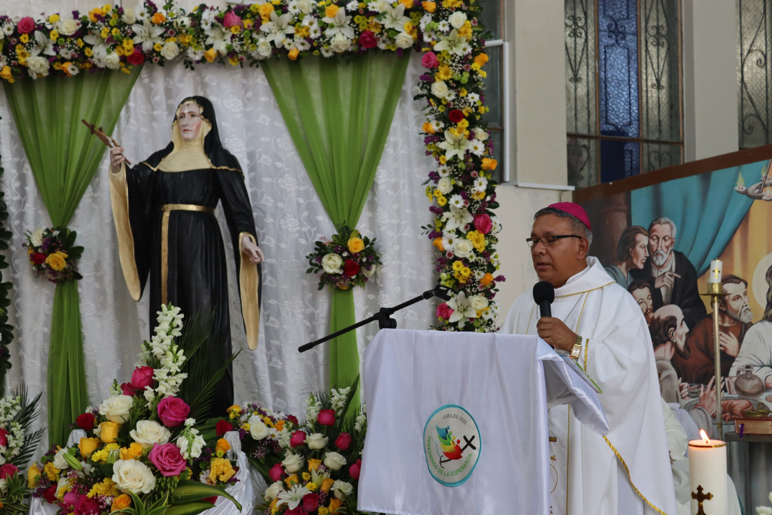 Multitudinaria celebración en honor a Santa Rita de Casia en Chillanes