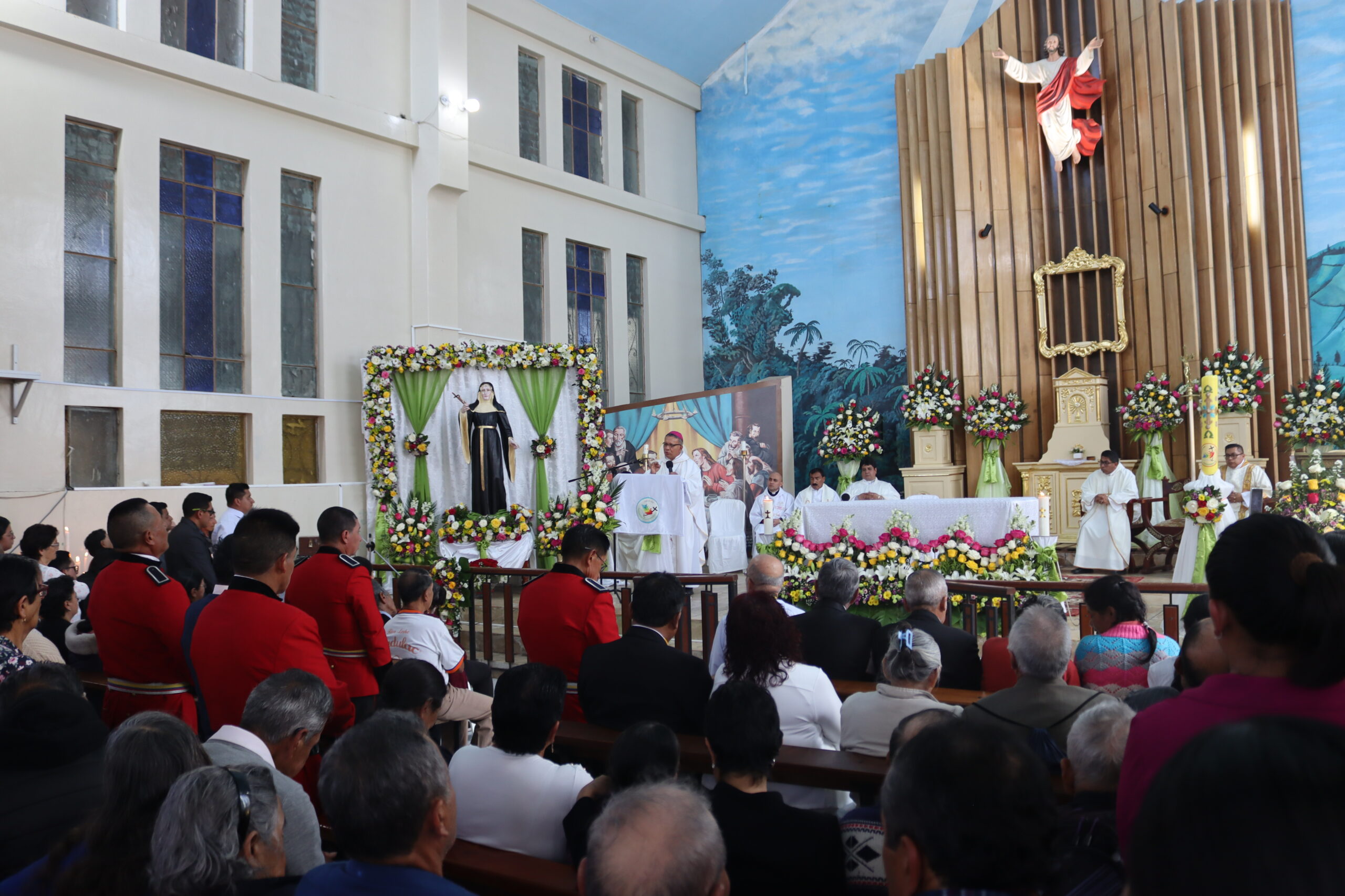 Multitudinaria celebración en honor a Santa Rita de Casia en Chillanes