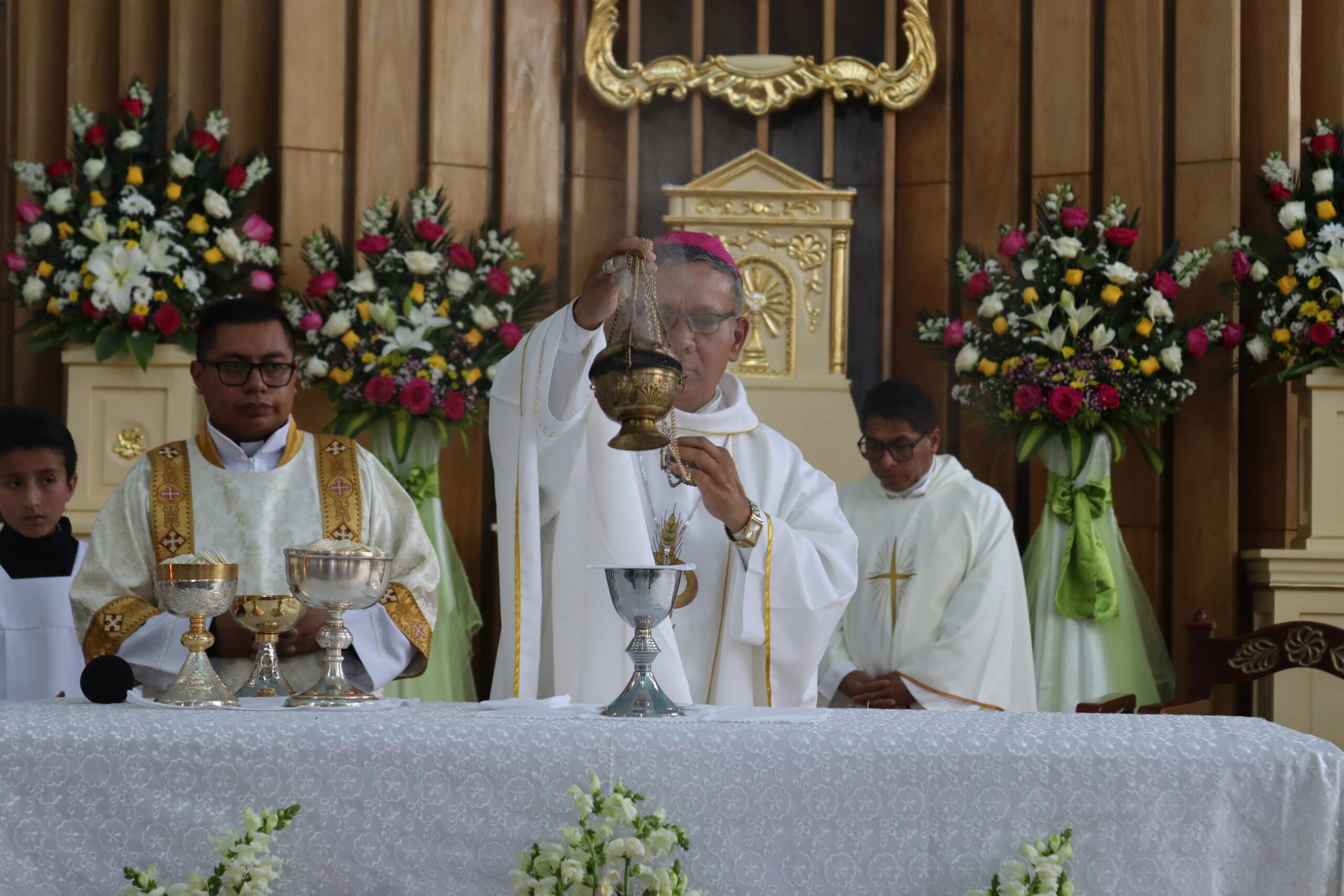 Multitudinaria celebración en honor a Santa Rita de Casia en Chillanes