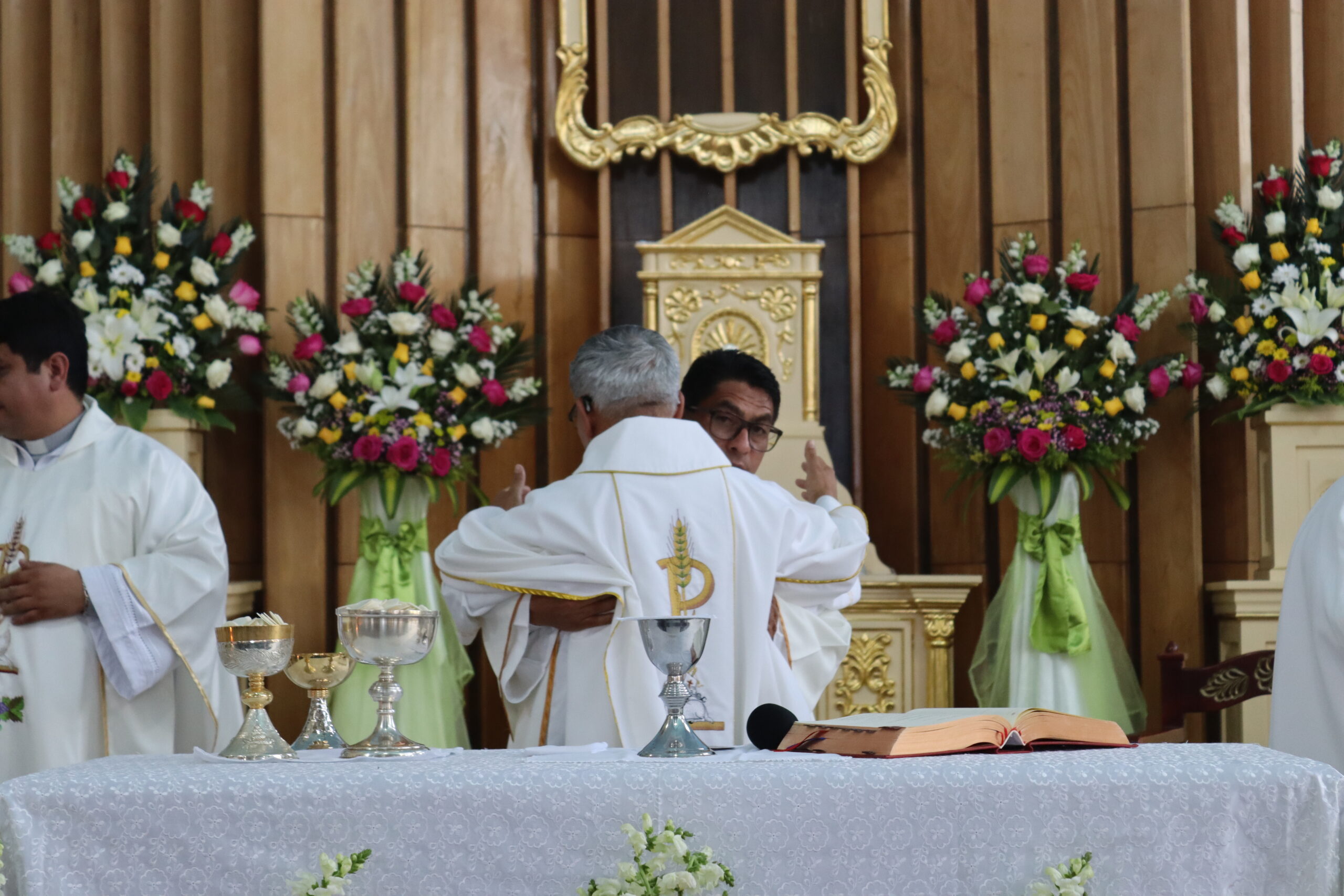Multitudinaria celebración en honor a Santa Rita de Casia en Chillanes