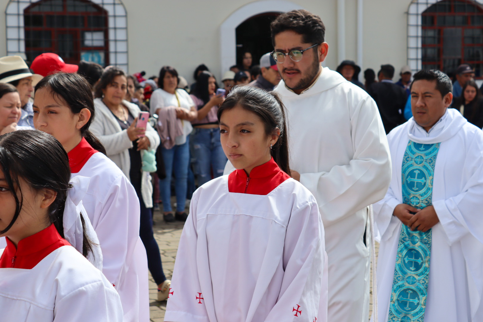 Caminata de fe al Monasterio de Lourdes reúne a más de 2000 peregrinos desde San Miguel