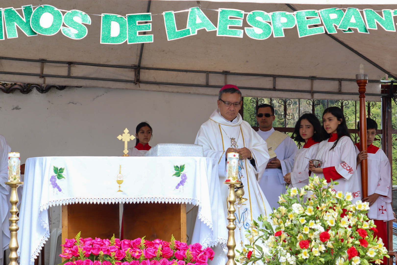 Caminata de fe al Monasterio de Lourdes reúne a más de 2000 peregrinos desde San Miguel