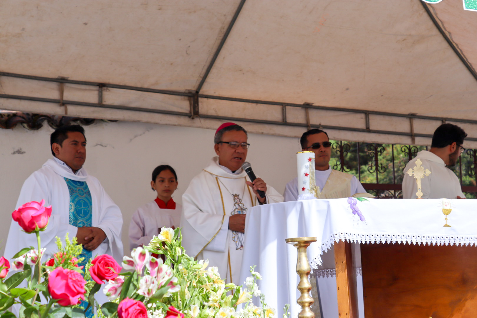 Caminata de fe al Monasterio de Lourdes reúne a más de 2000 peregrinos desde San Miguel