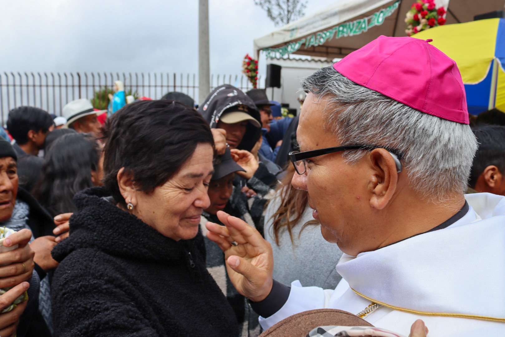 Caminata de fe al Monasterio de Lourdes reúne a más de 2000 peregrinos desde San Miguel