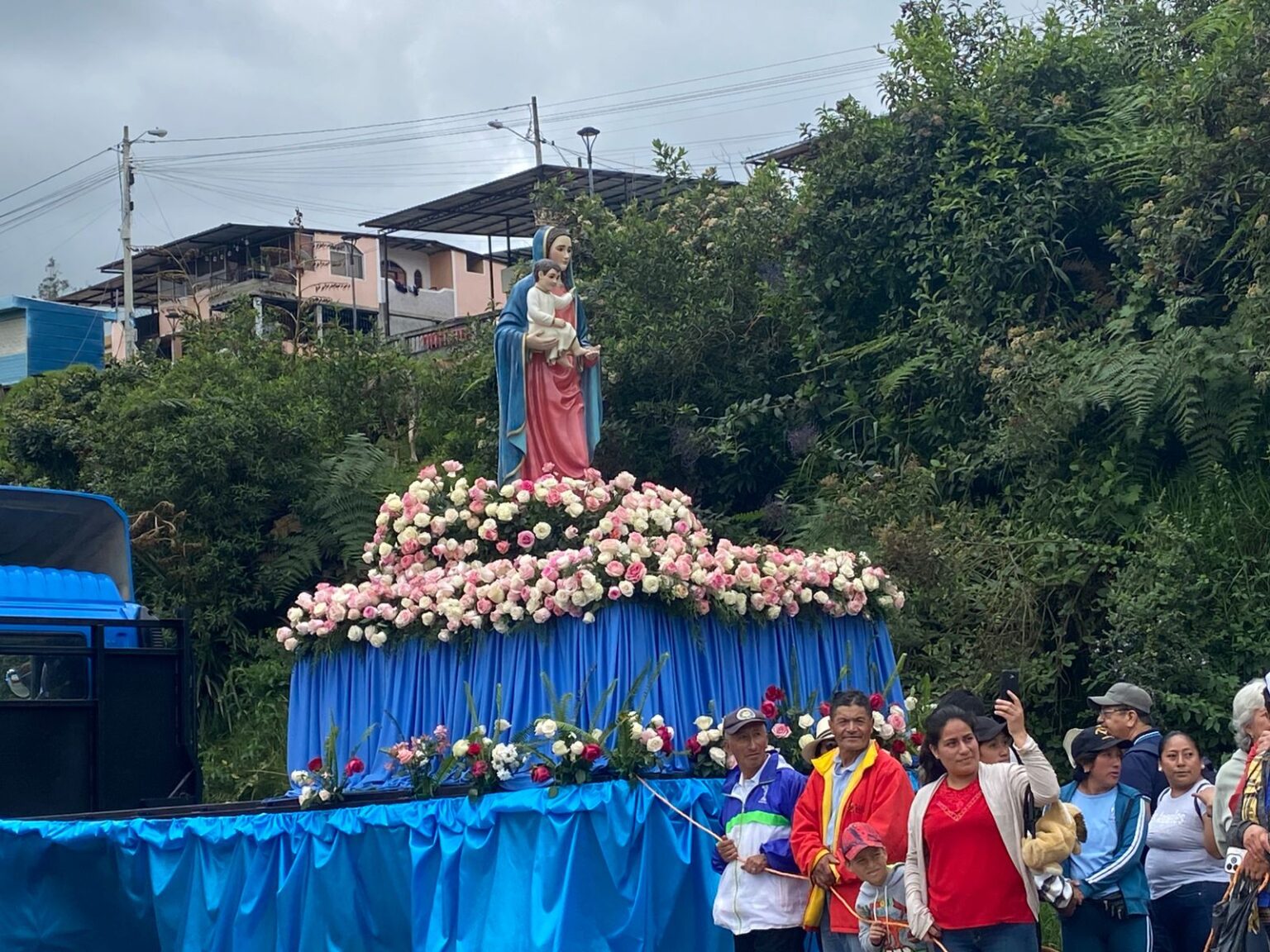 Peregrinacion al Santuario Nacional El Guayco Un camino de fe y devocio - Diócesis de Guaranda