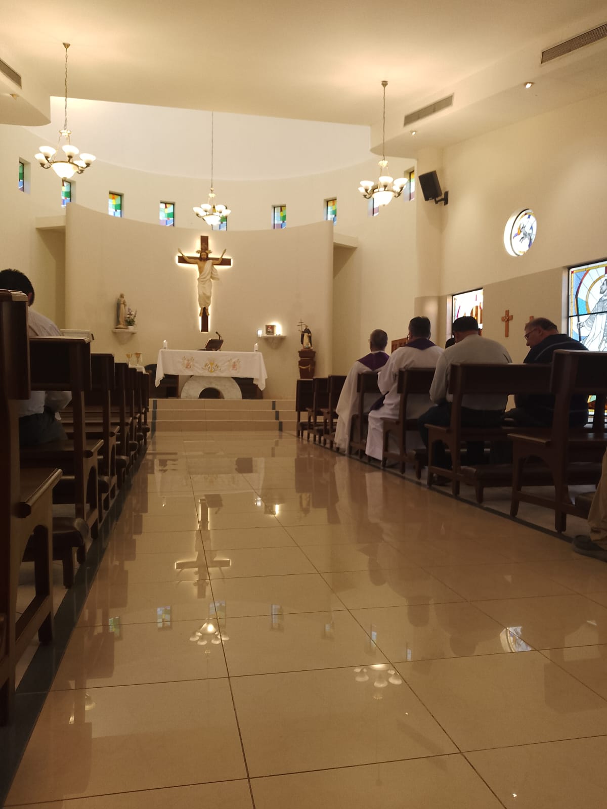 CLERO DE GUARANDA VIVIÓ RETIRO ESPIRITUAL EN GUAYAQUIL