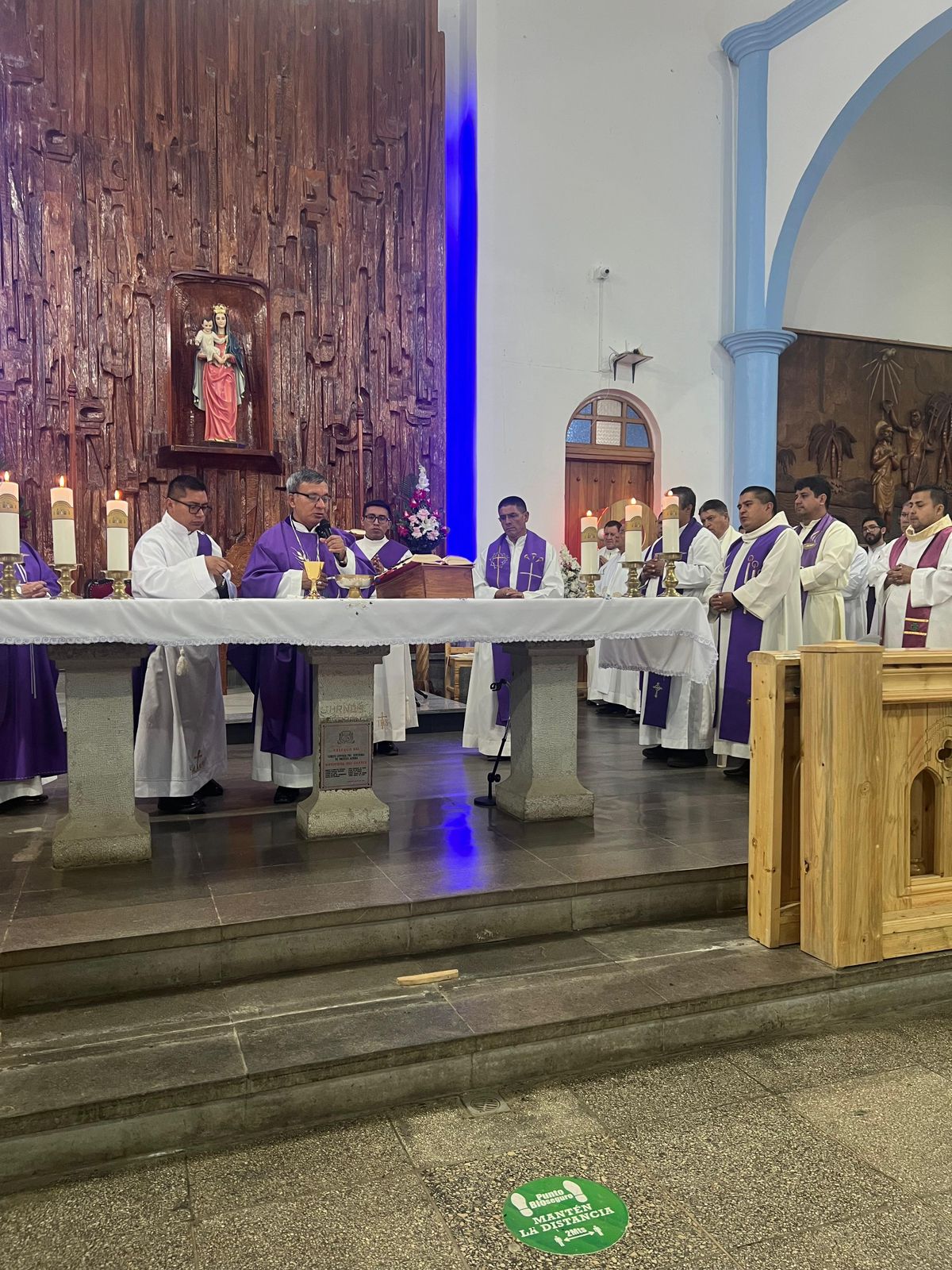 Misa de sufragio por el alma del Papa Francisco en el Santuario Nacional El Guayco