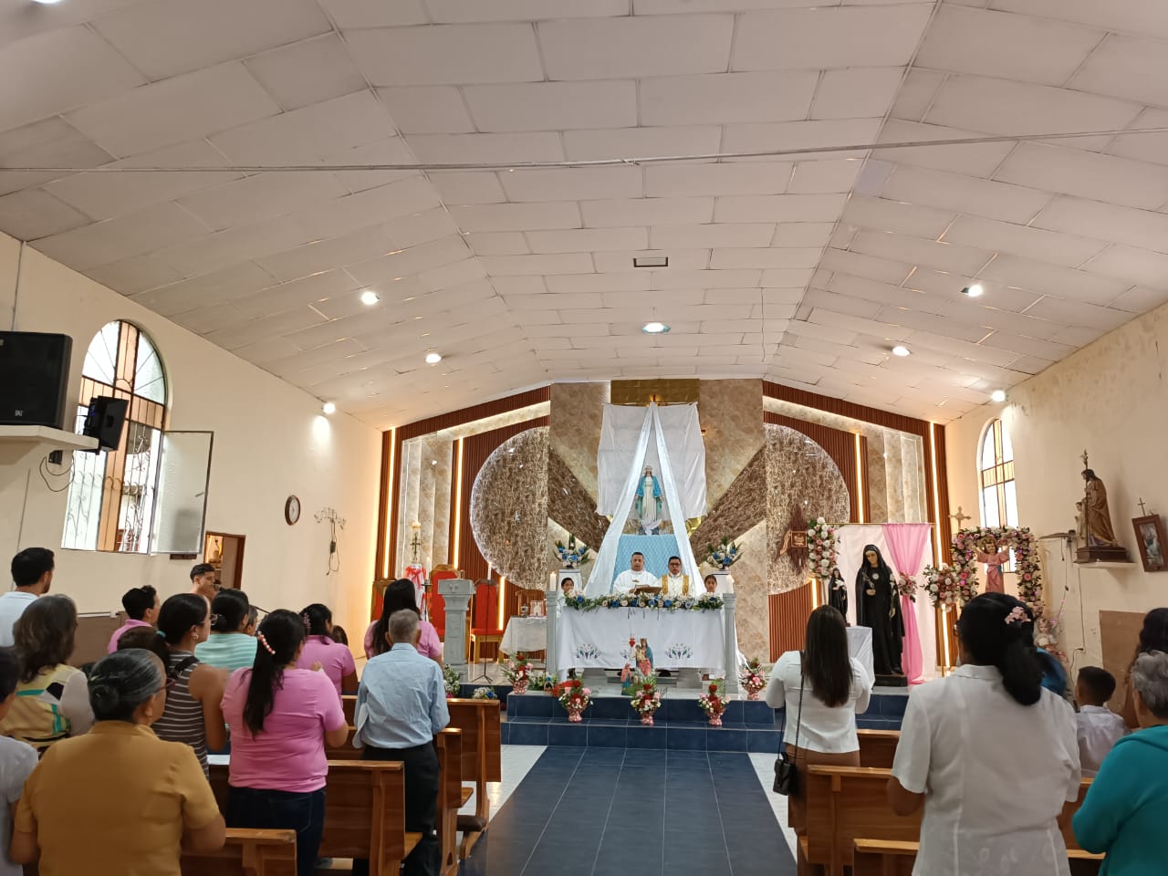 Balsapamba celebra con fe la vida y testimonio de la Santa ecuatoriana del pueblo