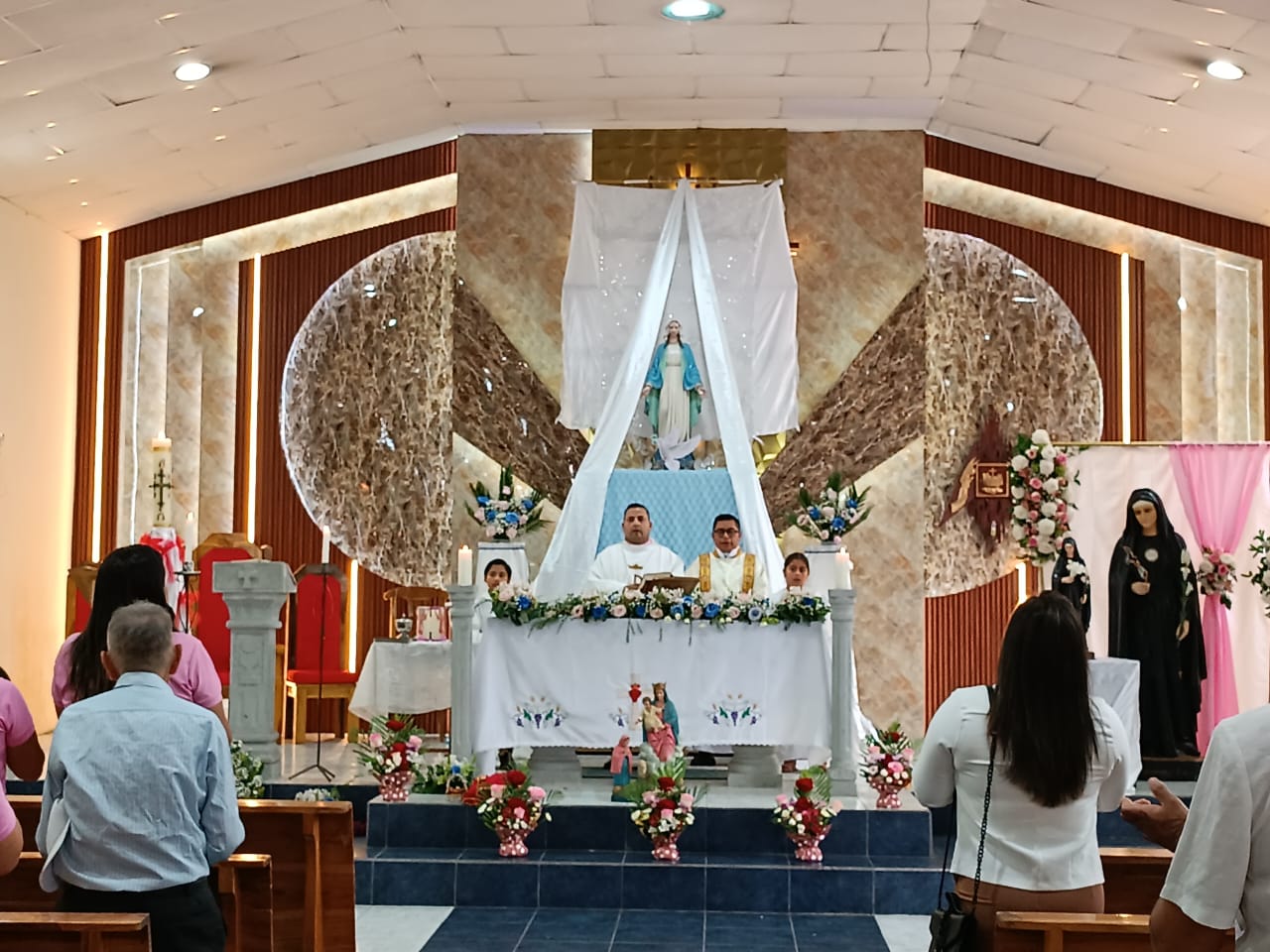 Balsapamba celebra con fe la vida y testimonio de la Santa ecuatoriana del pueblo