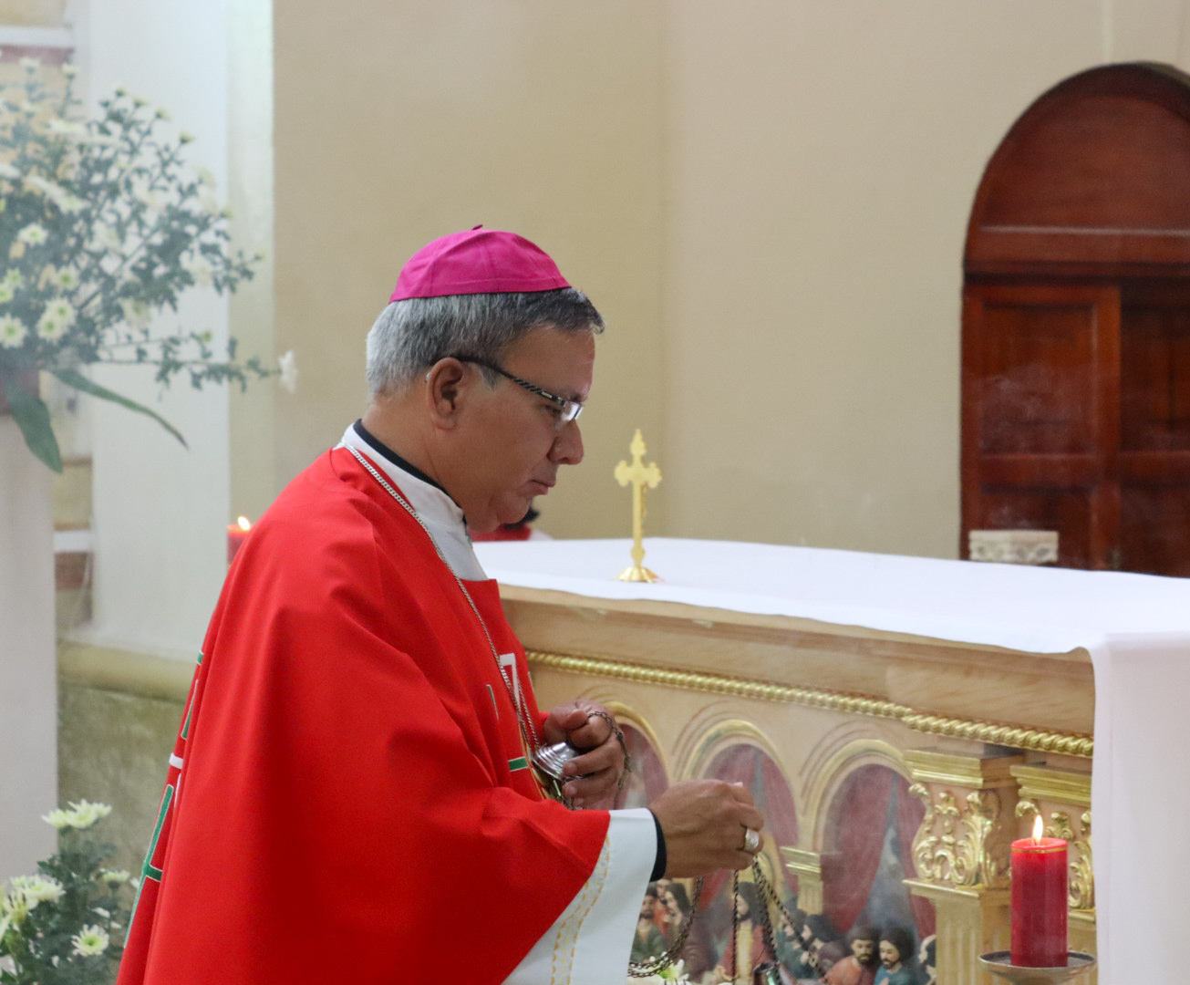 El Espíritu Santo en medio de su pueblo: 61 adolescentes fueron confirmados en la parroquia Arcángel San Miguel
