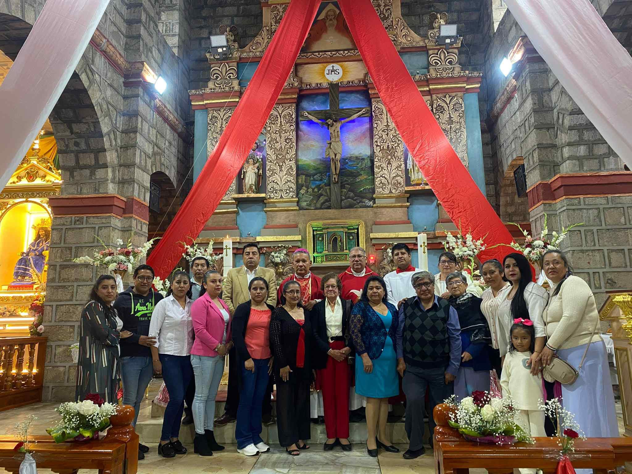 Jóvenes de la parroquia San José de Chimbo recibieron el sacramento de la Confirmación en el Santuario Señor de la Divina Justicia