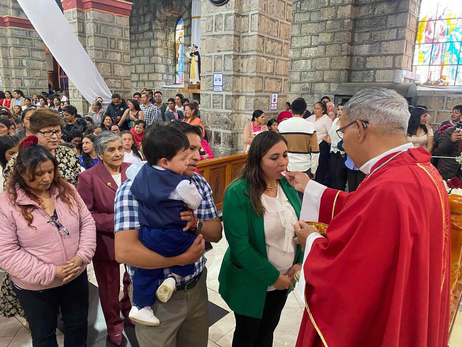 Jóvenes de la parroquia San José de Chimbo recibieron el sacramento de la Confirmación en el Santuario Señor de la Divina Justicia