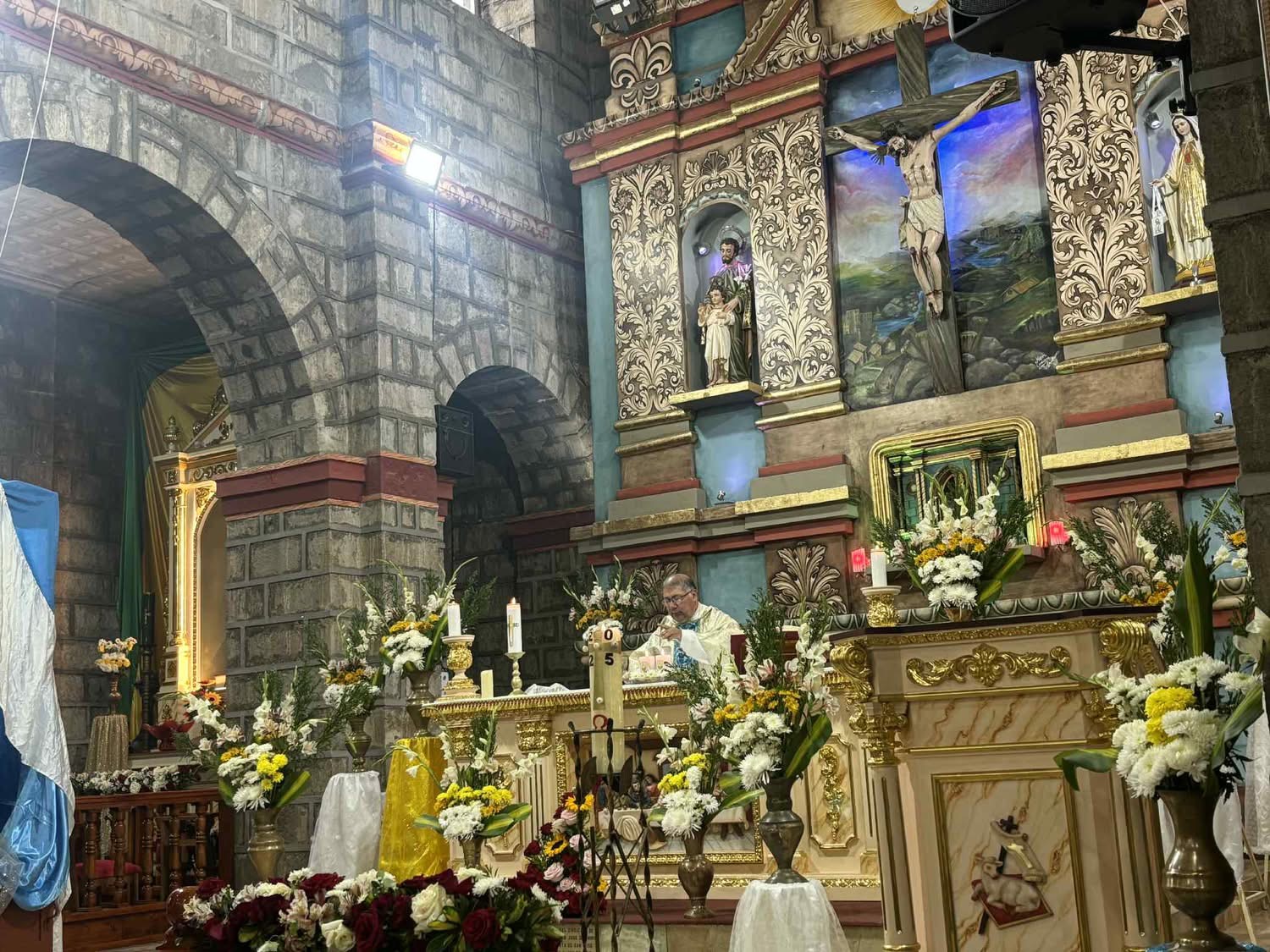 Niños de la parroquia San José de Chimbo recibieron por primera vez a Jesús Eucaristía