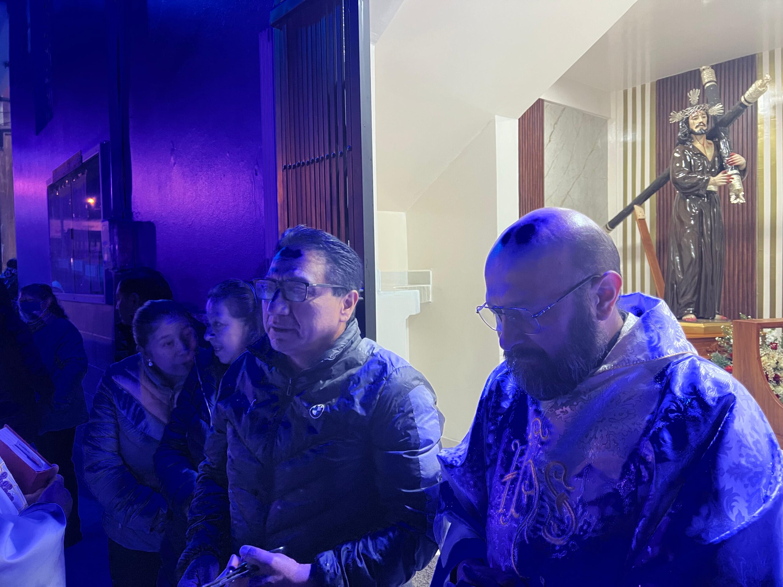 Santa Fe celebra la bendición de un nuevo oratorio en honor a Jesús del Gran Poder y la Virgen del Quinche