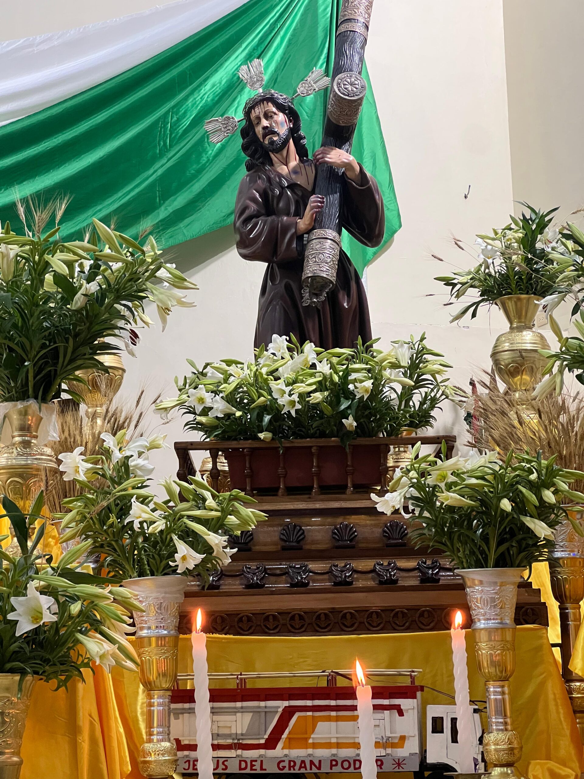 Santa Fe celebra la bendición de un nuevo oratorio en honor a Jesús del Gran Poder y la Virgen del Quinche