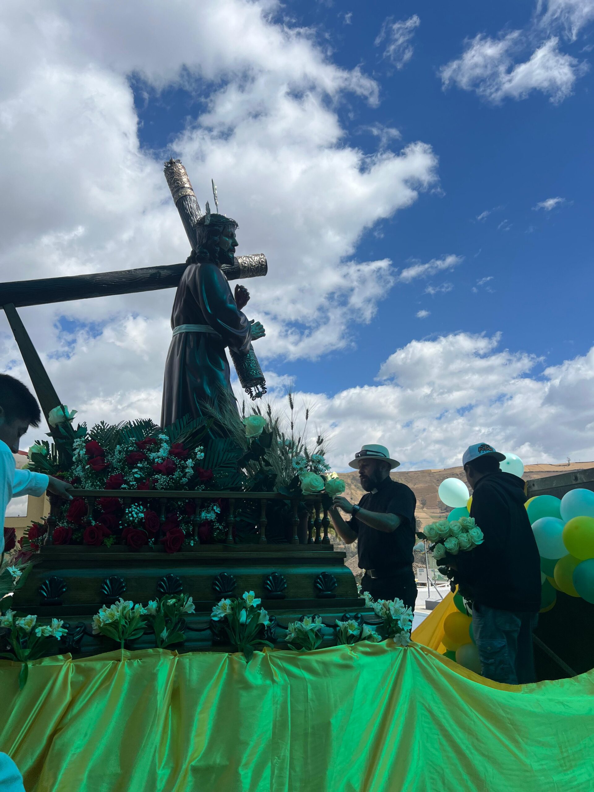 Santa Fe: Guaranda celebra con devoción a Jesús del Gran Poder