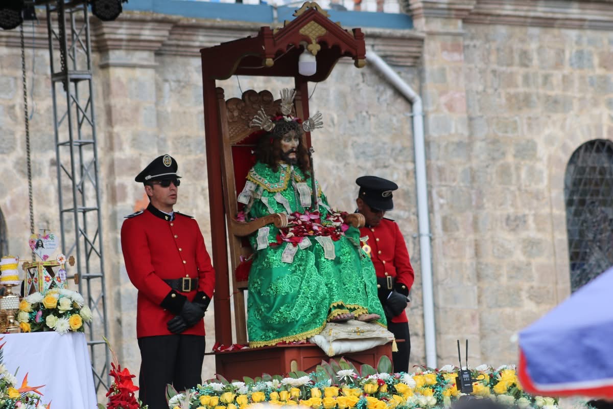 Caminata de fe al Santuario del Señor de la Divina Justicia reunió a miles de corazones creyentes