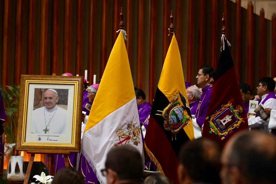 Ecuador se unió en una gran celebración de fe por el Papa Francisco