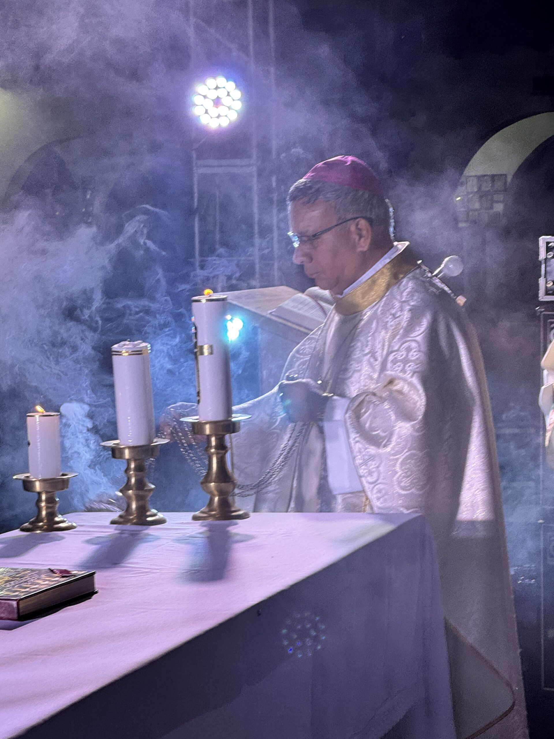 Vísperas solemnes en honor a María Natividad del Guayco