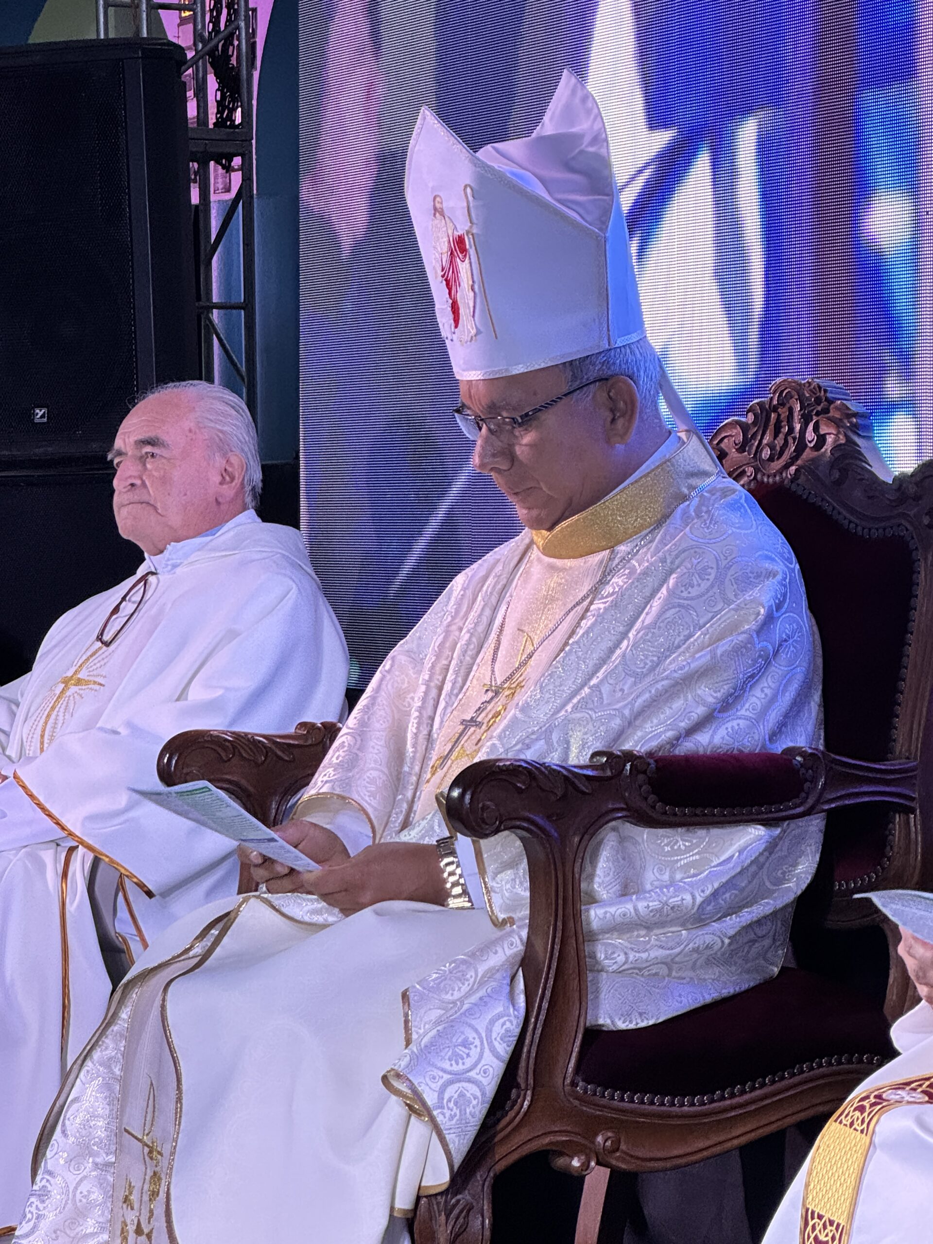 Vísperas solemnes en honor a María Natividad del Guayco