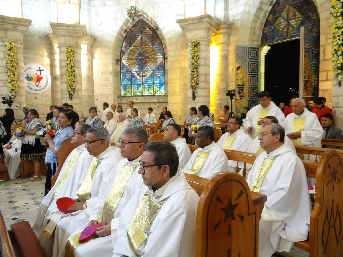 Comunión y esperanza: obispos del Ecuador celebran la 158ª Asamblea Plenaria en Azogues